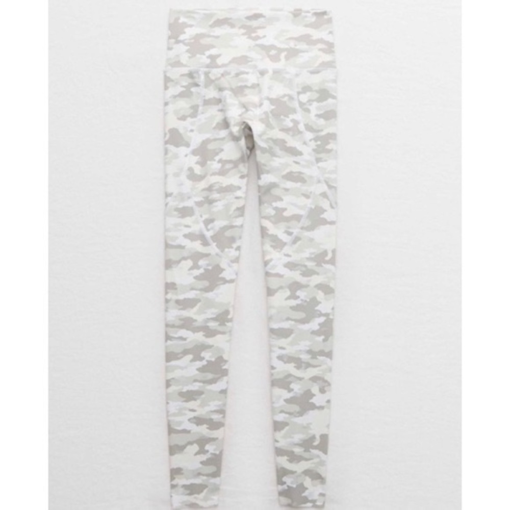 aerie white & gray camo leggings